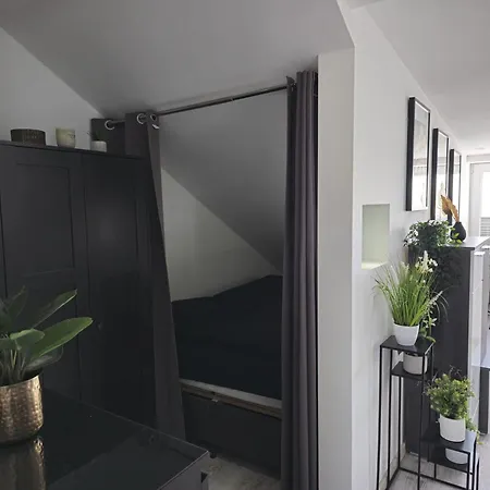 1,5 In Ruhiger Lage Stadtnah Neu In Apartment Brunnthal