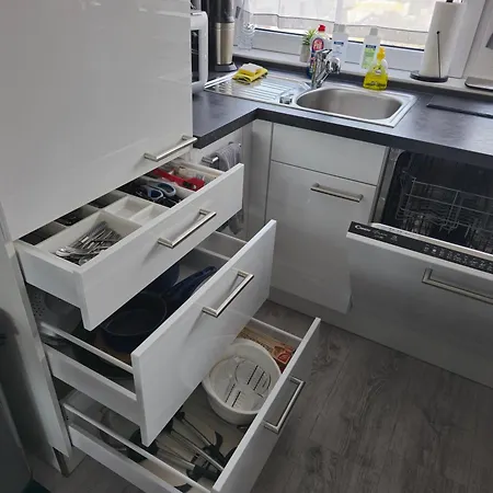 1,5 In Ruhiger Lage Stadtnah Neu In